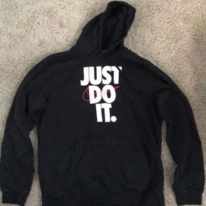 Men’s Nike sweatshirt Large